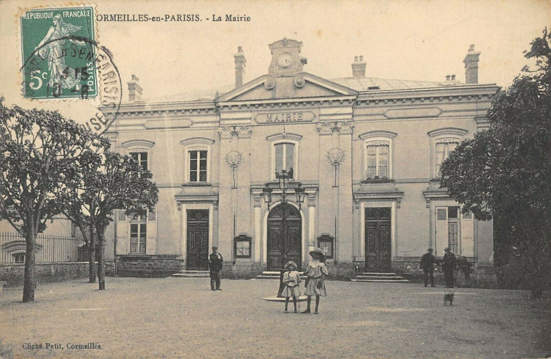 Carte postale ancienne Cormeilles En Parisis La Mairie à Cormeilles-en-Parisis