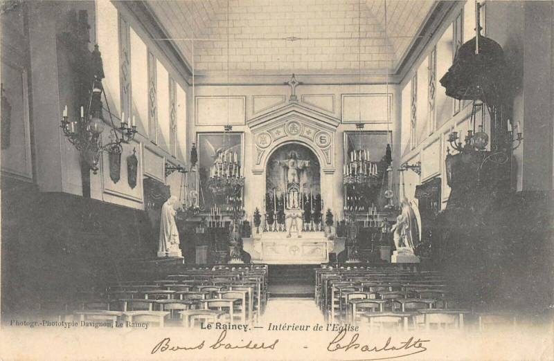 Carte postale ancienne Le Raincy Interieur De L'Eglise au Raincy