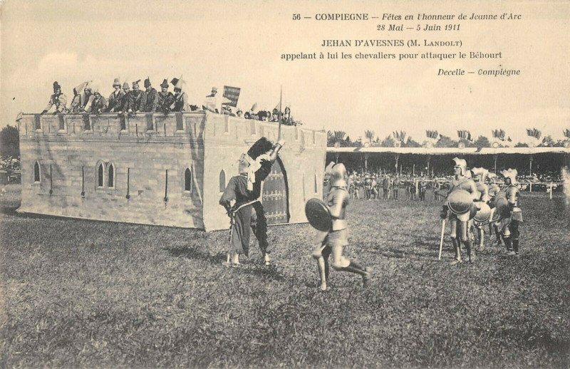 Carte postale ancienne Compiegne Fetes De Jeanne D'Arc Jehan D'Avesnes à Compiègne