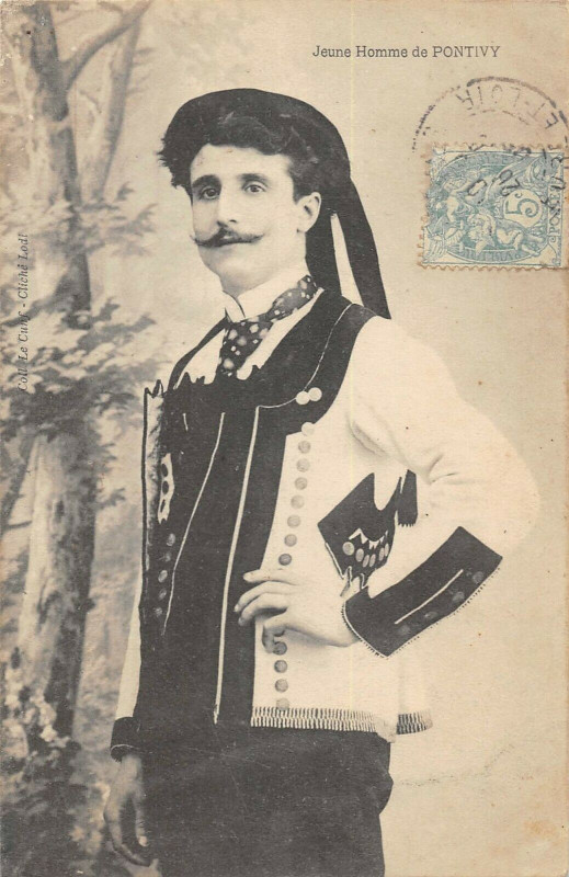 Carte postale ancienne Jeune Homme De Pontivy à Pontivy
