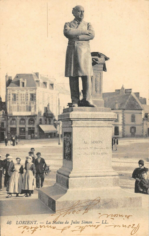 Carte postale ancienne Lorient Statue Jules Simon à Lorient