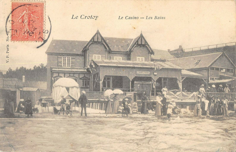 Carte postale ancienne Le Crotoy Le Casino Les Bains au Crotoy