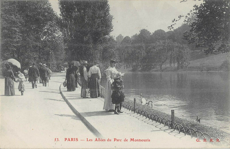 Carte postale ancienne Les Allées du Parc de Montsouris à Paris 14e