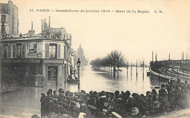 Carte postale ancienne Inondations de janvier 1910 - Quai de la Rapée à Paris 12e