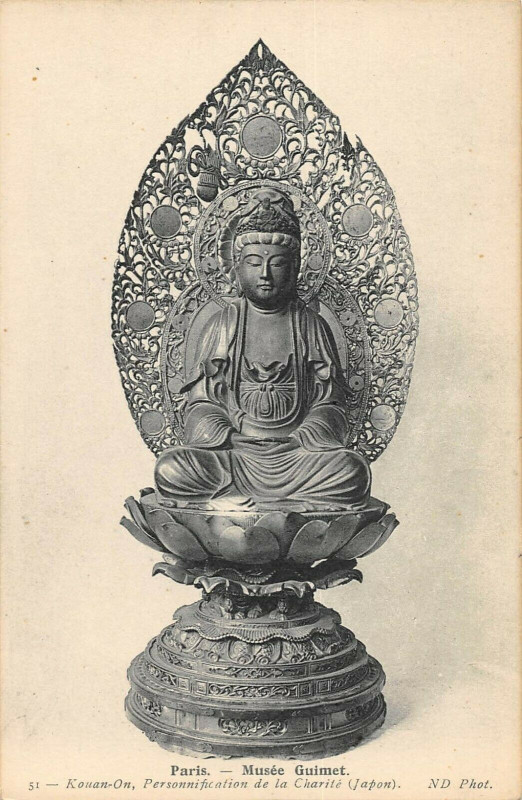 Carte postale ancienne Musée Guimet - Kouan-On, Personnification de la Charité à Paris 16e