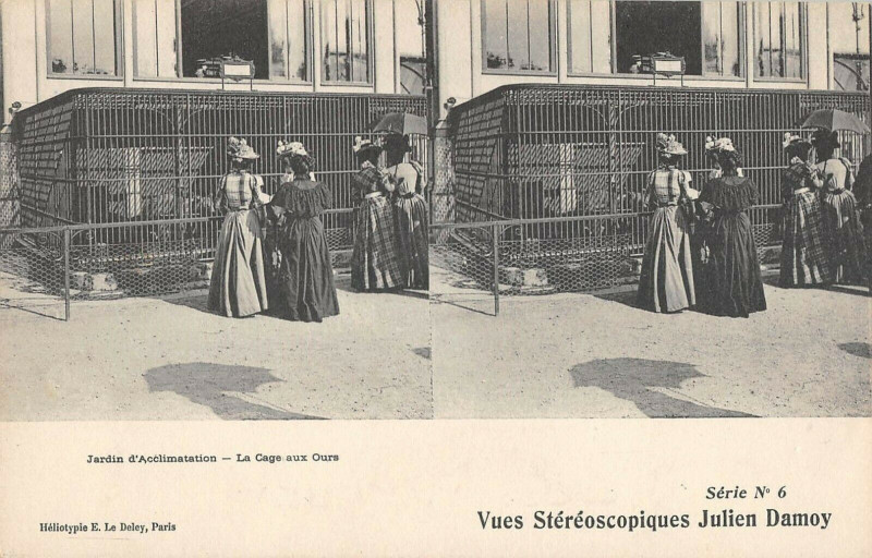 Carte postale ancienne Jardin d'Acclimatation - La Cage aux Ours à Neuilly-sur-Seine