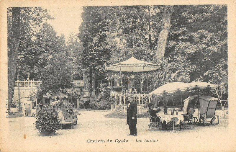 Carte postale ancienne Chalets du Cycle - Les Jardins à Paris 16e
