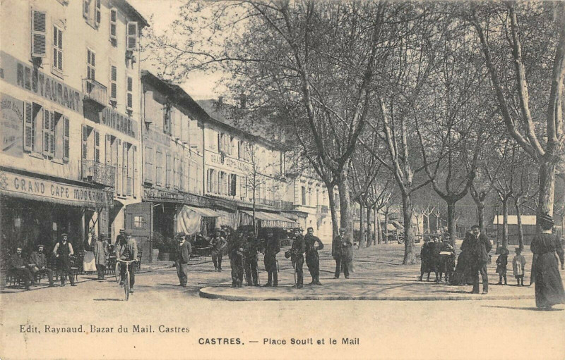 Carte postale ancienne Castres Place Soult Et Le Mail à Castres