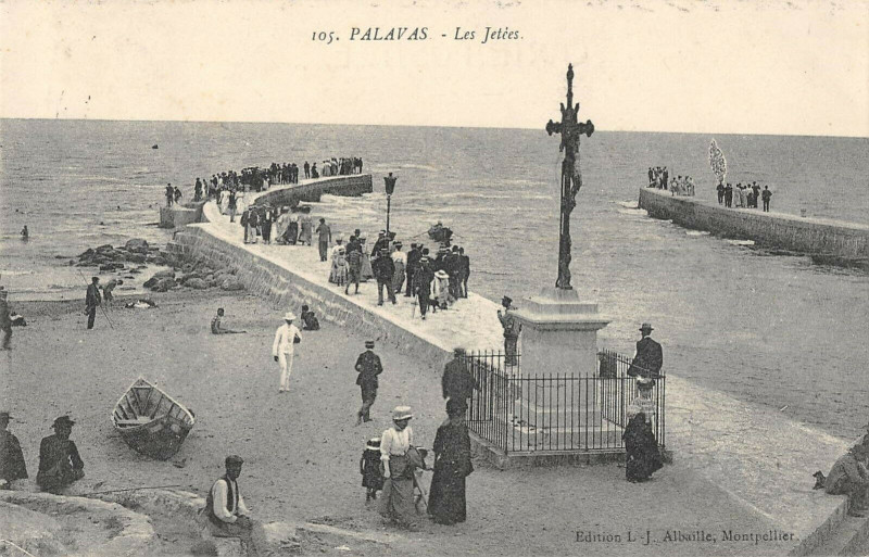 Carte postale ancienne Palavas Les Jetees
