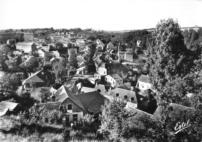 Carte postale ancienne Pont De Salars Vue Generale à Pont-de-Salars