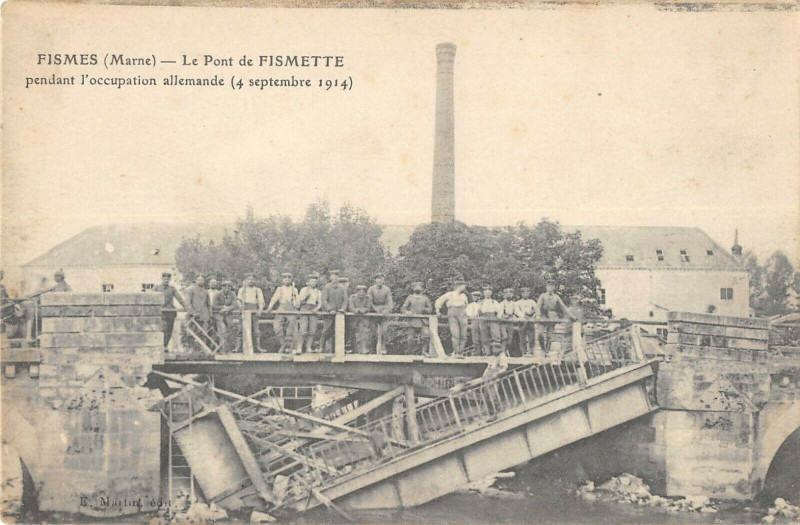 Carte postale ancienne Fismes Le Pont De Fismette à Fismes