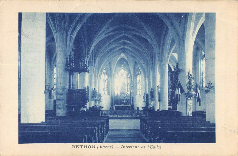 Carte postale ancienne Bethon Interieur De L'Eglise à Bethon