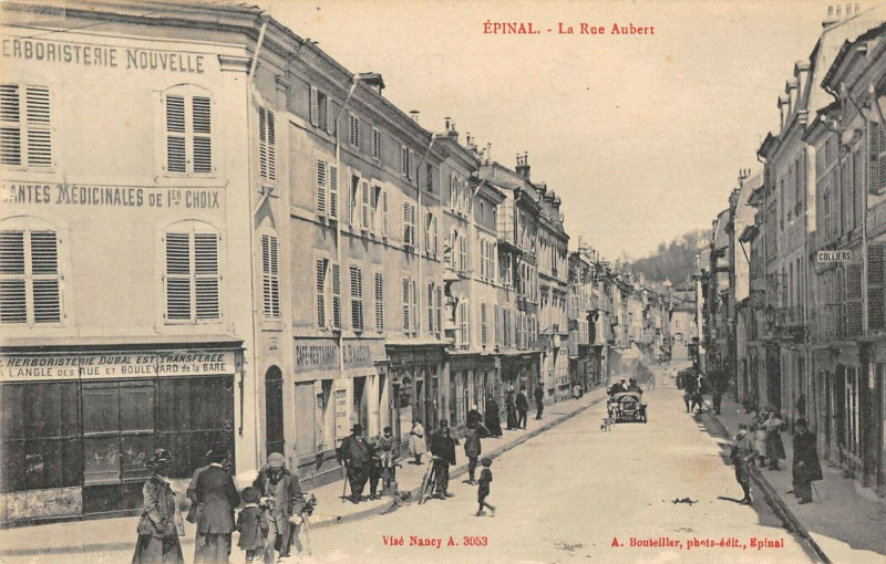 Carte postale ancienne Epinal Rue Aubert à Épinal