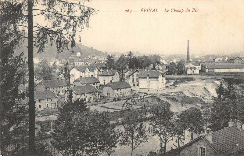 Carte postale ancienne Epinal Le Champ Du Pin à Épinal