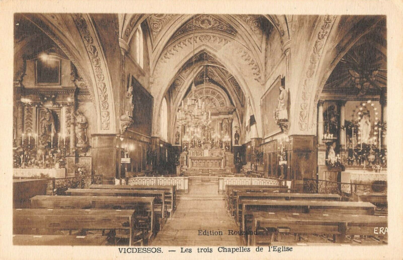 Carte postale ancienne Vicdessos Les Trois Chapelles De L'Eglise