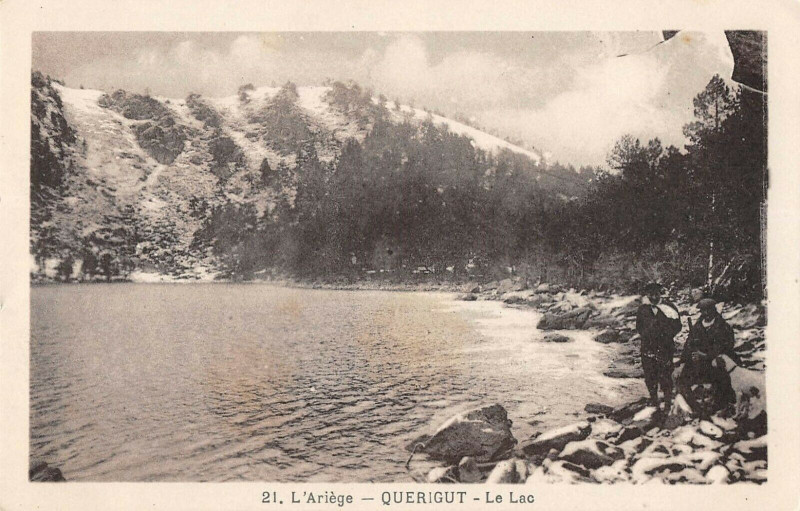 Carte postale ancienne Querigut Le Lac à Quérigut