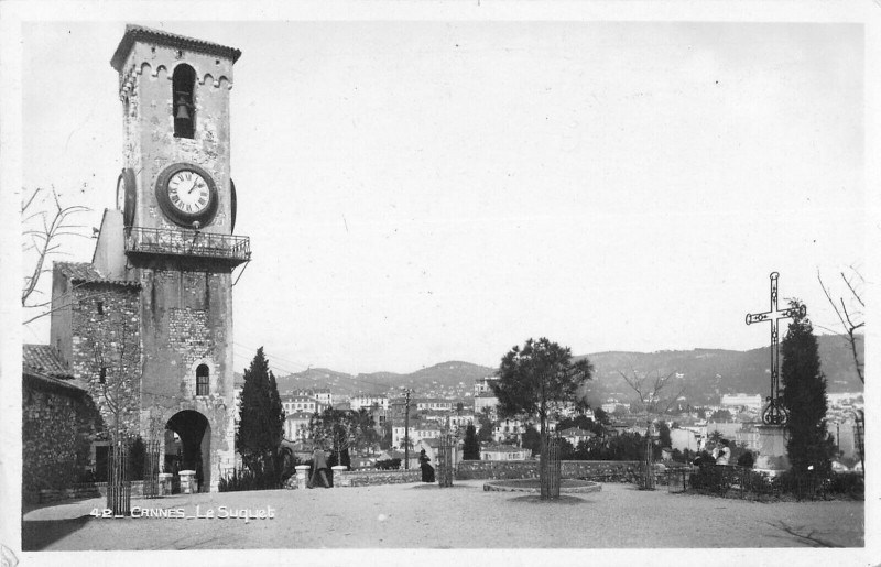 Carte postale ancienne Cannes Le Suquet à Cannes