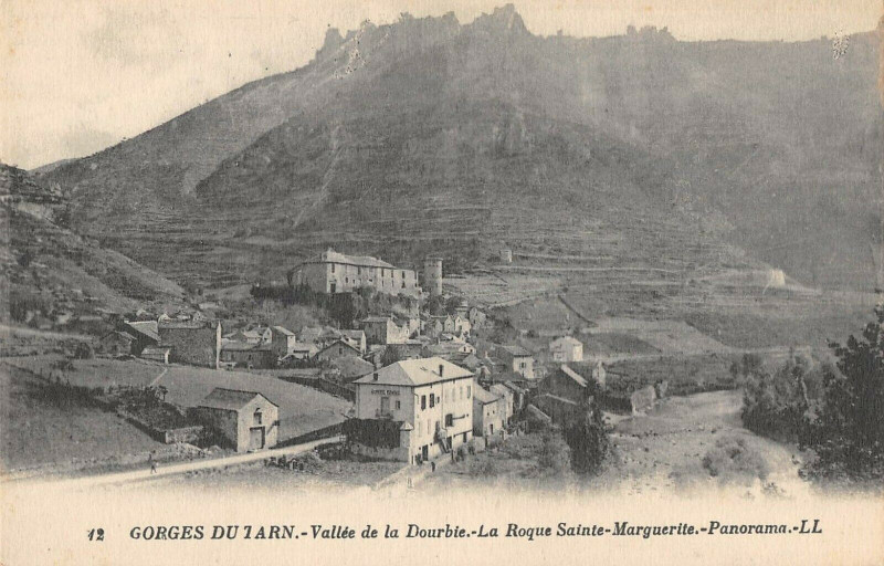 Carte postale ancienne La Roque Sainte Marguerite Vue Generale à La Roque-Sainte-Marguerite
