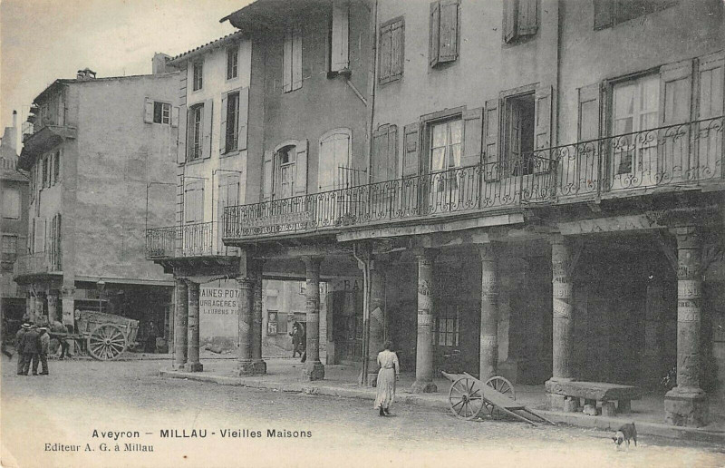 Carte postale ancienne Millau Vieilles Maisons à Millau