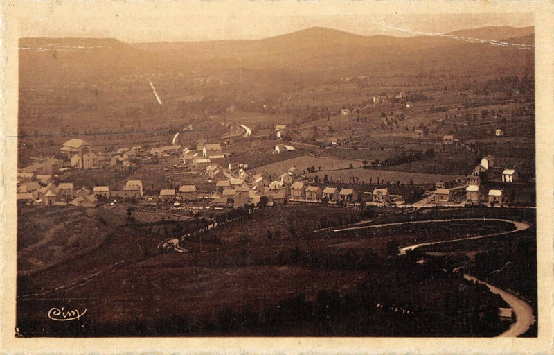 Carte postale ancienne Severac Gare Vue Panoramique Des 3 Couleurs