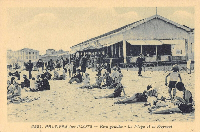Carte postale ancienne Palavas Les Flots Rive Gauche La Plage Et Le Kursaal à Palavas-les-Flots