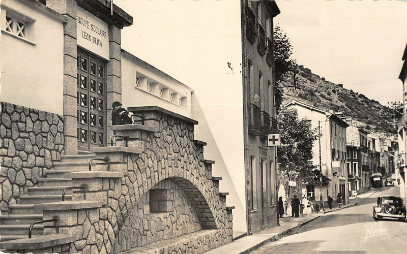 Carte postale ancienne Olette Ecole Leon Blum (cliché pas courant à Olette