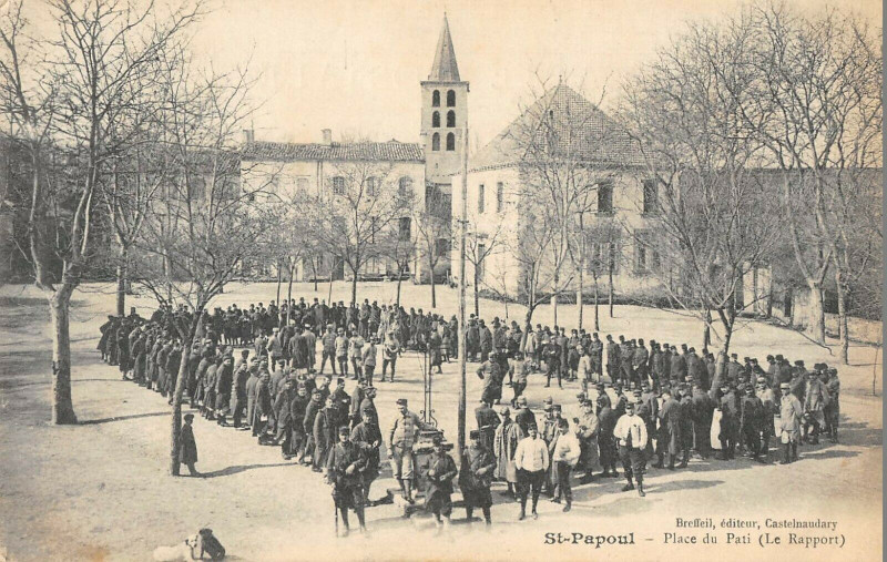 Carte postale ancienne Saint Papoul Place Du Patis Le Rapport à Saint-Papoul