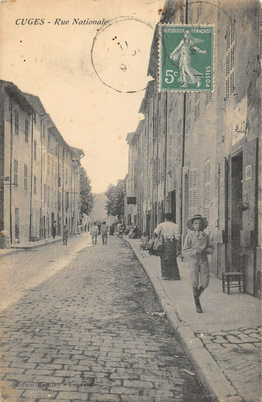 Carte postale ancienne Cuges Rue Nationale