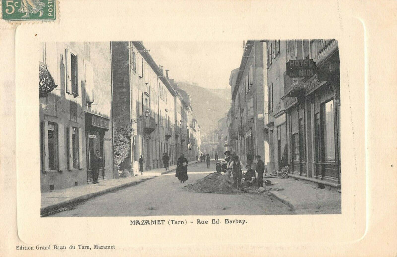 Carte postale ancienne Mazamet Rue Ed Barbey à Mazamet