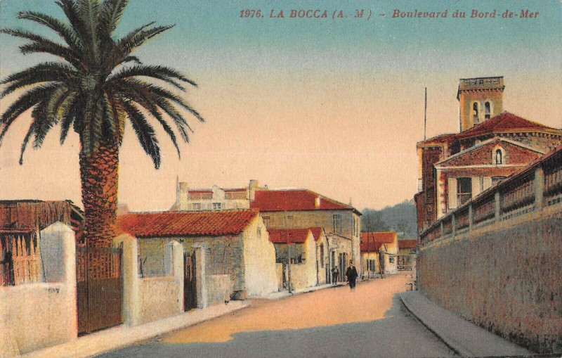 Carte postale ancienne La Bocca Boulevard Du Bord De Mer