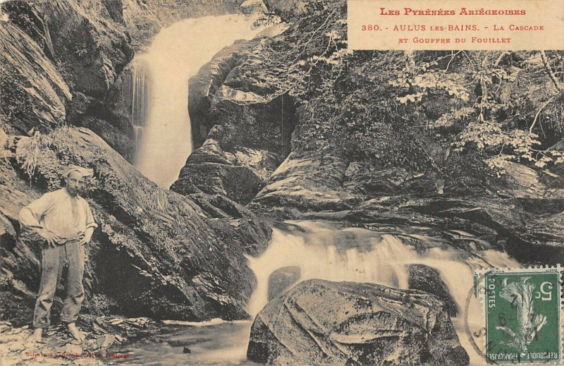 Carte postale ancienne Aulus Les Bains La Cascade Et Gouffre Du Fouillet à Aulus-les-Bains
