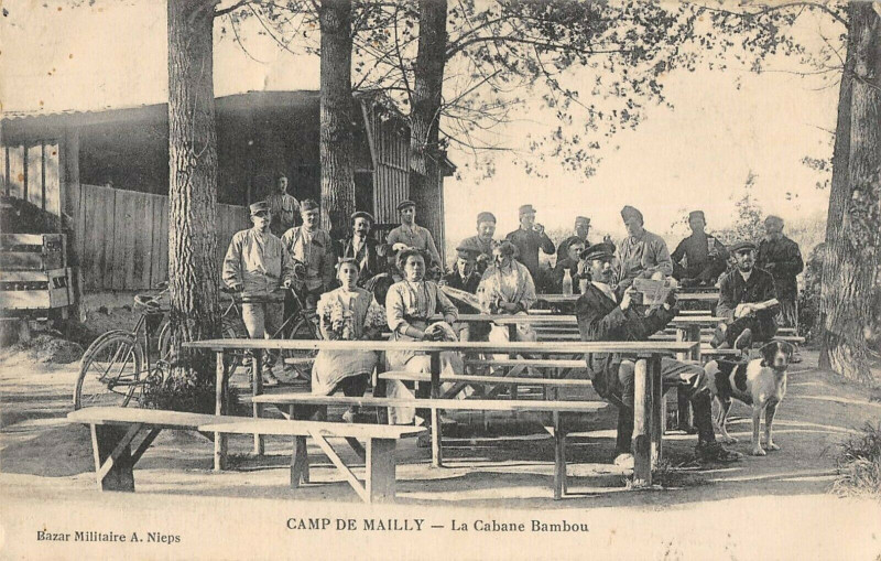 Carte postale ancienne Camp De Mailly La Cabane Bambou