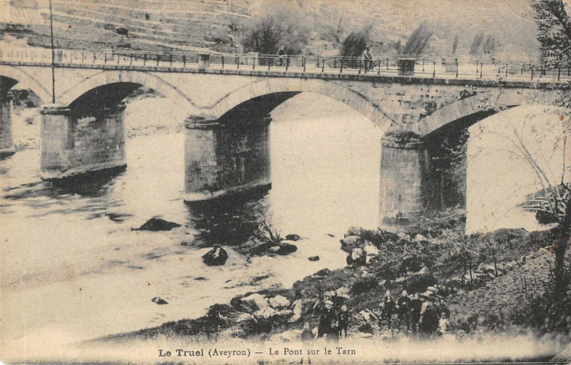 Carte postale ancienne Le Truel Le Pont Sur Le Tarn au Truel