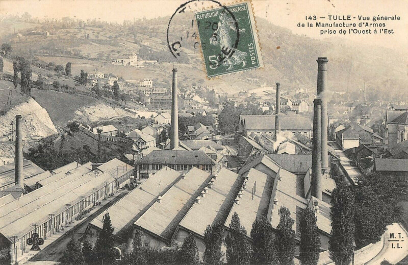 Carte postale ancienne Tulle Vue Generale De La Manufacture D'Armes à Tulle