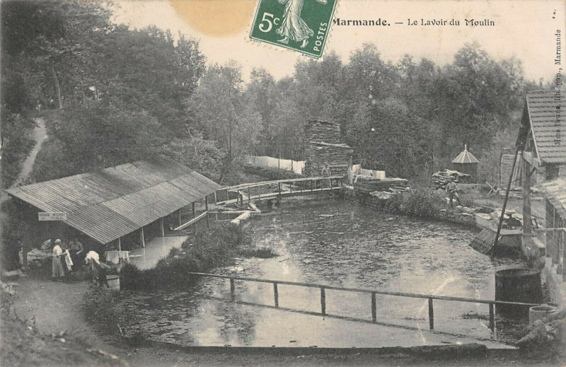 Carte postale ancienne Marmande Le Lavoir Du Moulin à Marmande