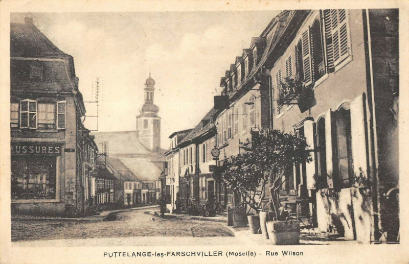 Carte postale ancienne Puttelange Les Farchviller Rue Wilson à Viller