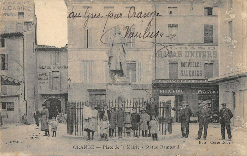 Carte postale ancienne Orange Place De La Mairie à Orange