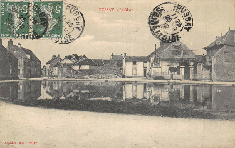 Carte postale ancienne Pussay La Mare à Pussay