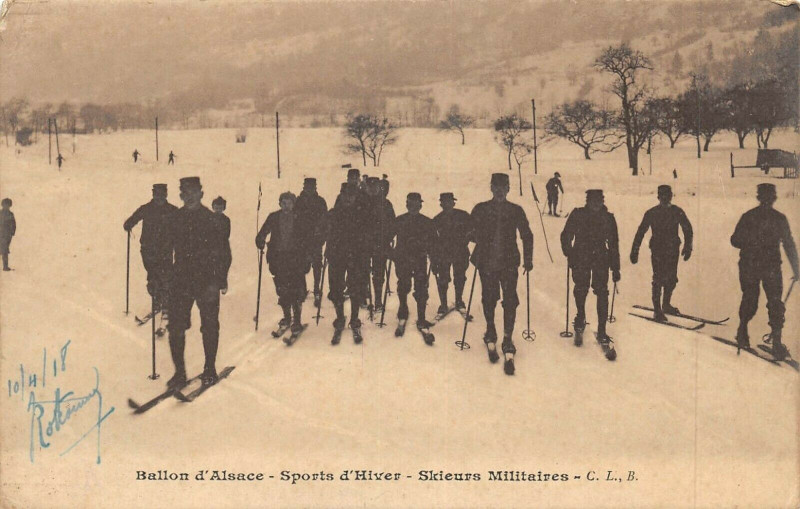 Carte postale ancienne Ballon D'Alsace Sports D'Hiver Skieurs Militaires