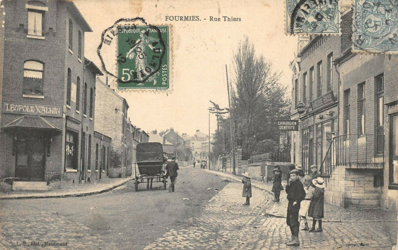 Carte postale ancienne Fourmies Rue Thiers à Fourmies