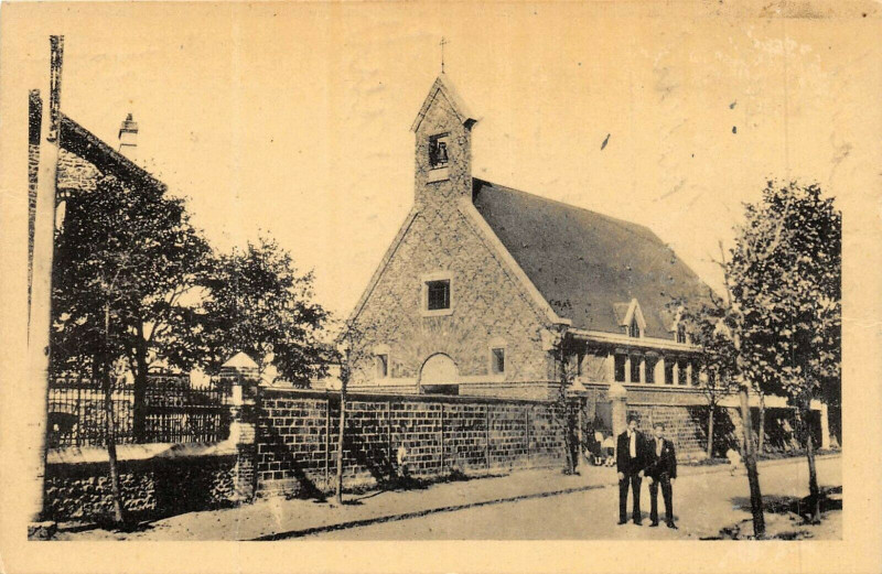 Carte postale ancienne Le Blanc Mesnil Chapelle De La Cite Jardin au Blanc-Mesnil