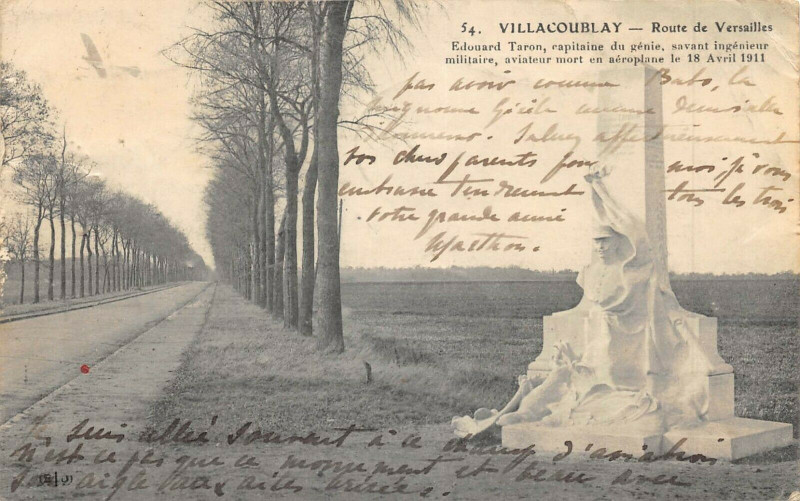 Carte postale ancienne Villacoublay Route De Versailles à Versailles