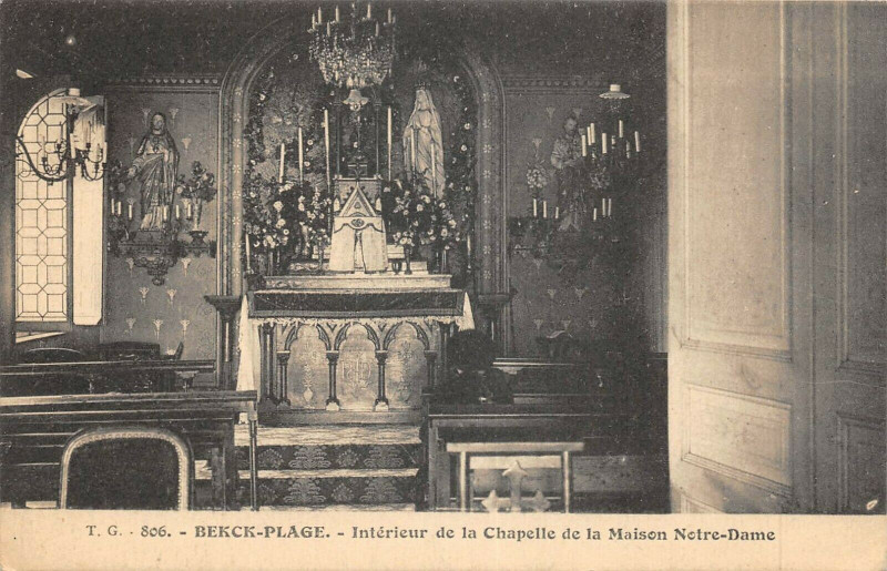 Carte postale ancienne Berck Plage Interieur De La Chapelle De La Maison Notre Dame à Berck