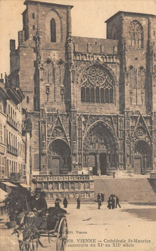 Carte postale ancienne Vienne Cathedrale Saint-Maurice à Vienne