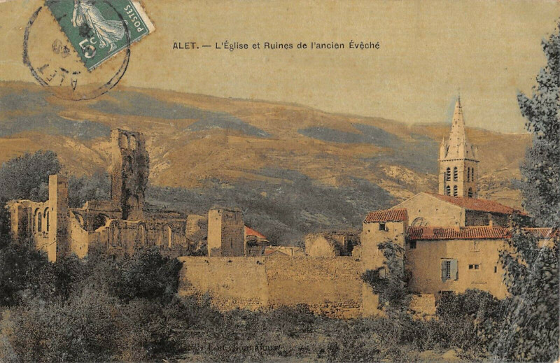 Carte postale ancienne Alet Les Ruines Et De L'Ancien Eveche
