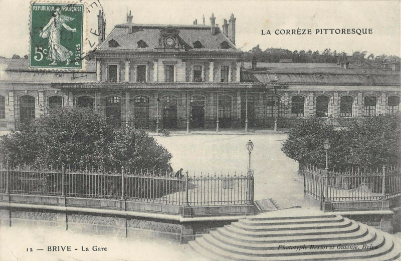 Carte postale ancienne Brive La Gare