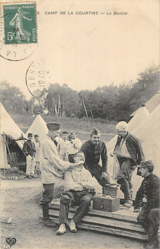 Carte postale ancienne Camp De La Courtine Le Barbier à La Courtine