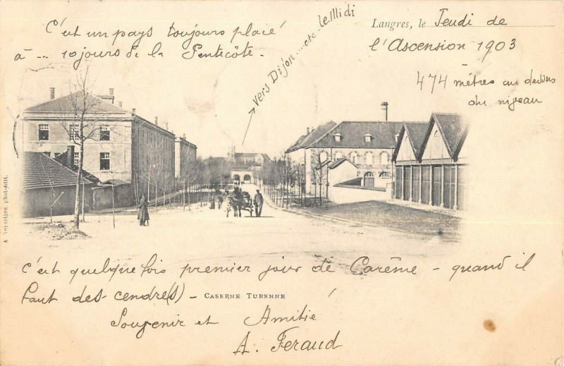Carte postale ancienne Langres Caserne Turenne à Langres