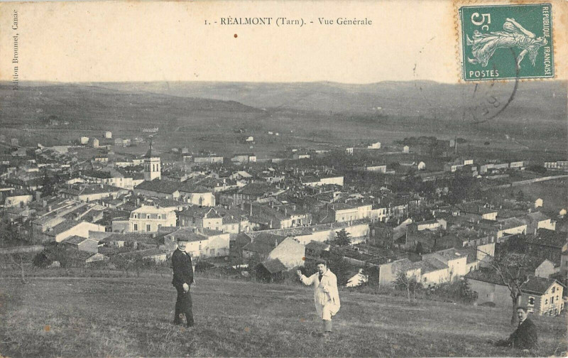Carte postale ancienne Realmont Vue Generale à Réalmont
