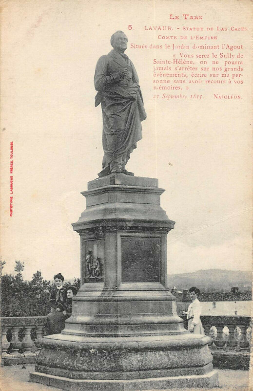 Carte postale ancienne Lavaur Statue De Las Cazes à Lavaur